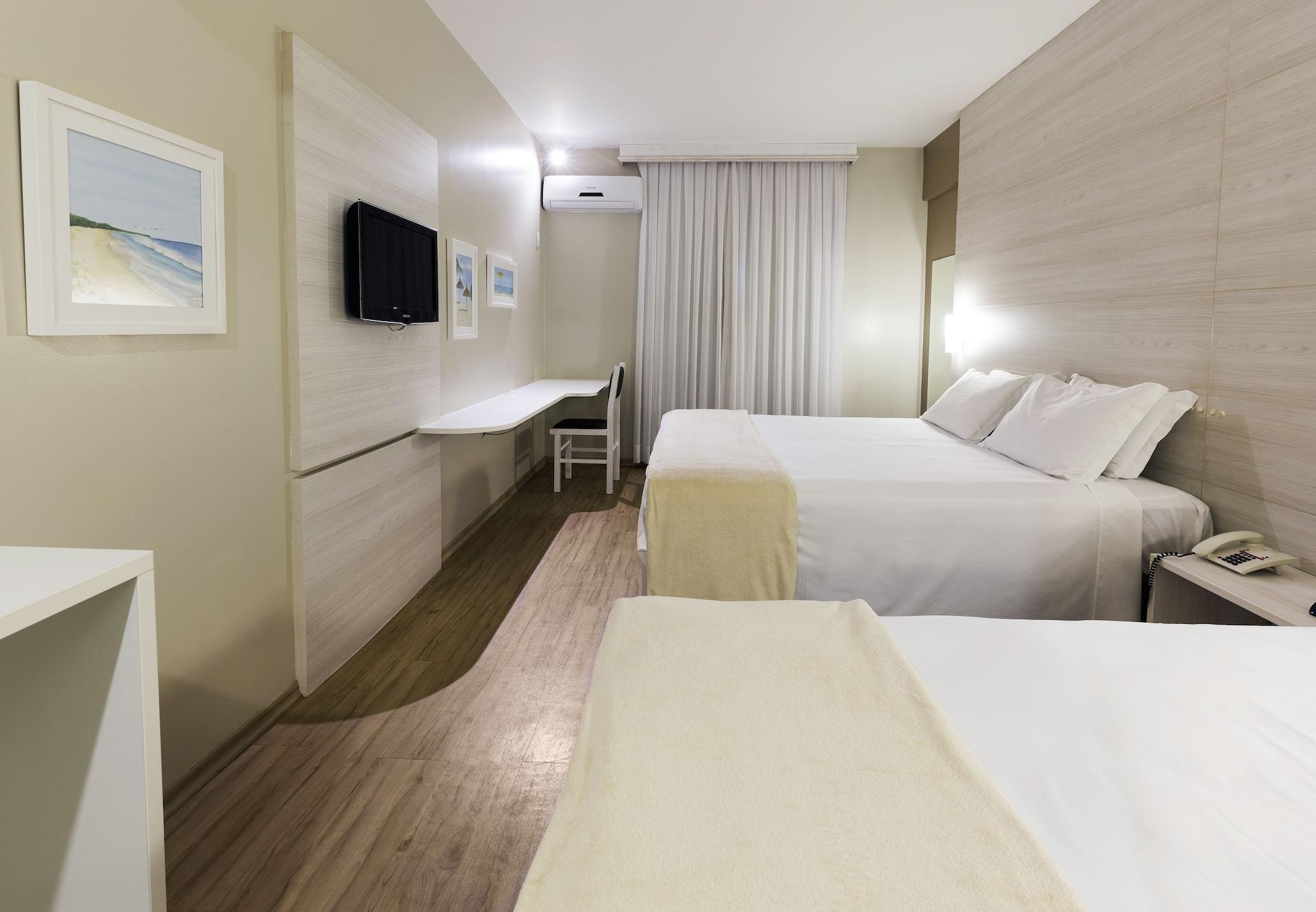 Hotel Plaza Camboriu บัลเนอาริโอ กังโบริว ภายนอก รูปภาพ