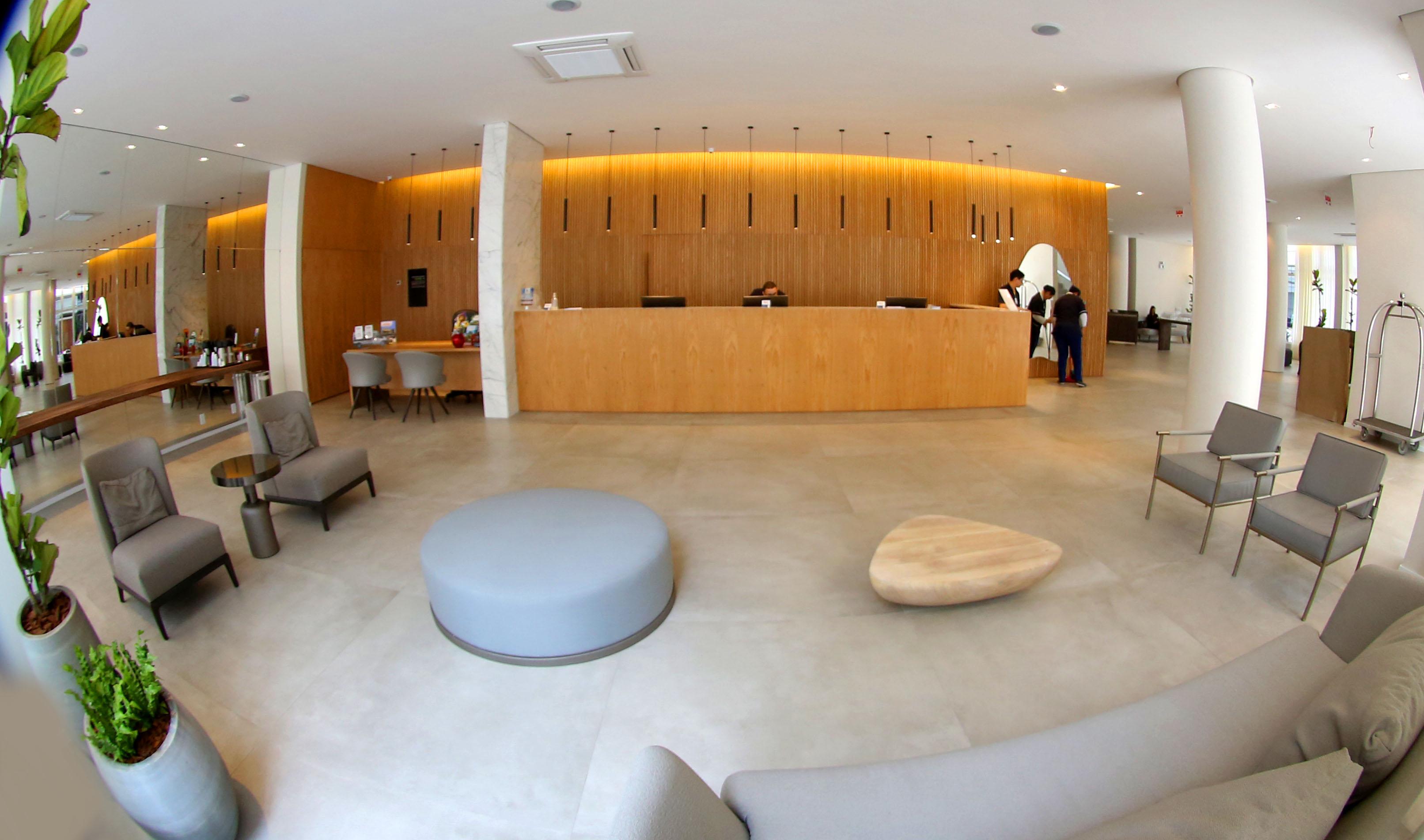 Hotel Plaza Camboriu บัลเนอาริโอ กังโบริว ภายนอก รูปภาพ